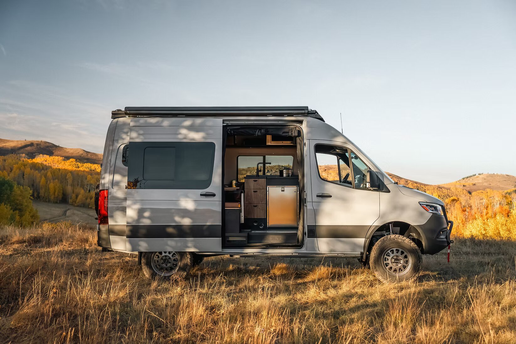 Off Highway Van Sundance Kid 144WB camper van