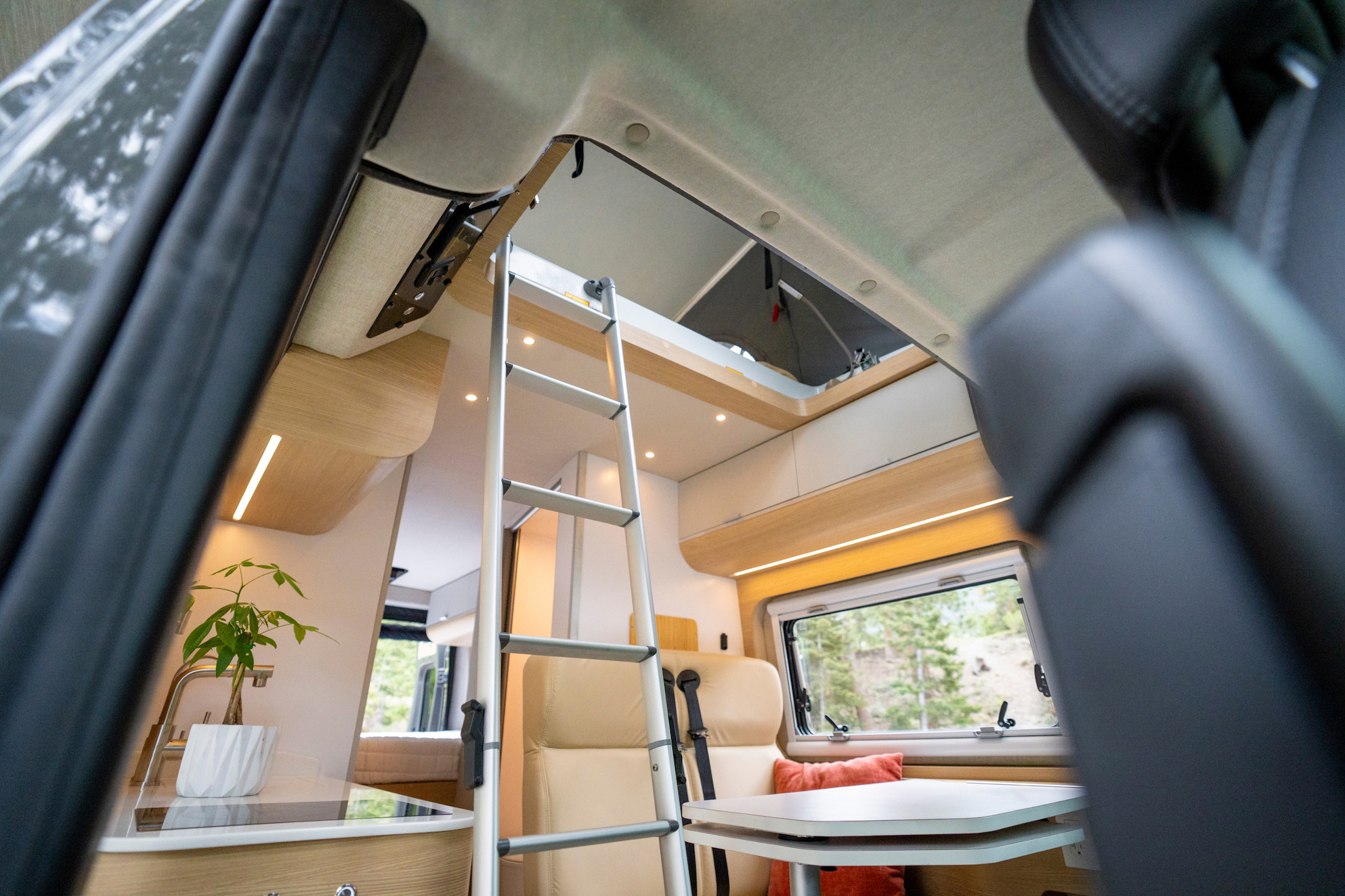 Noovo Pop camper van