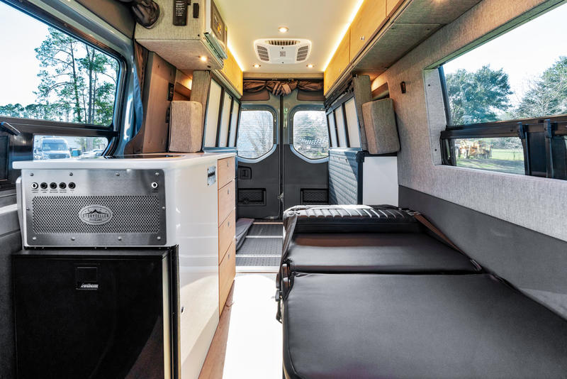 Storyteller Overland Classic MODE camper van