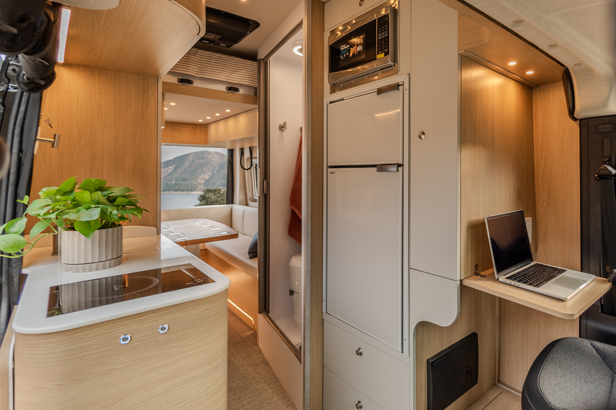Noovo Plus camper van