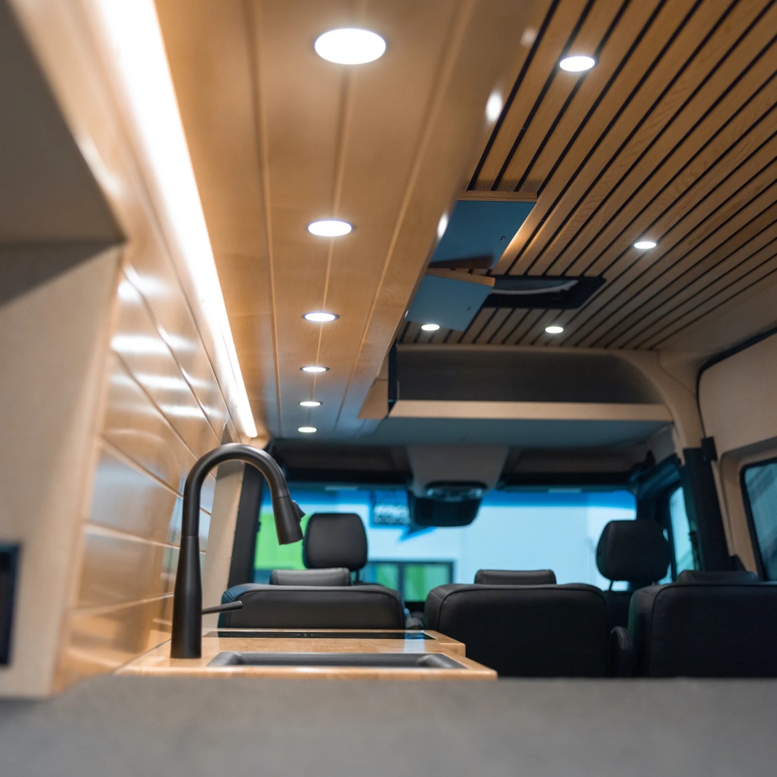 Vanspeed 170 Trail Blazer camper van