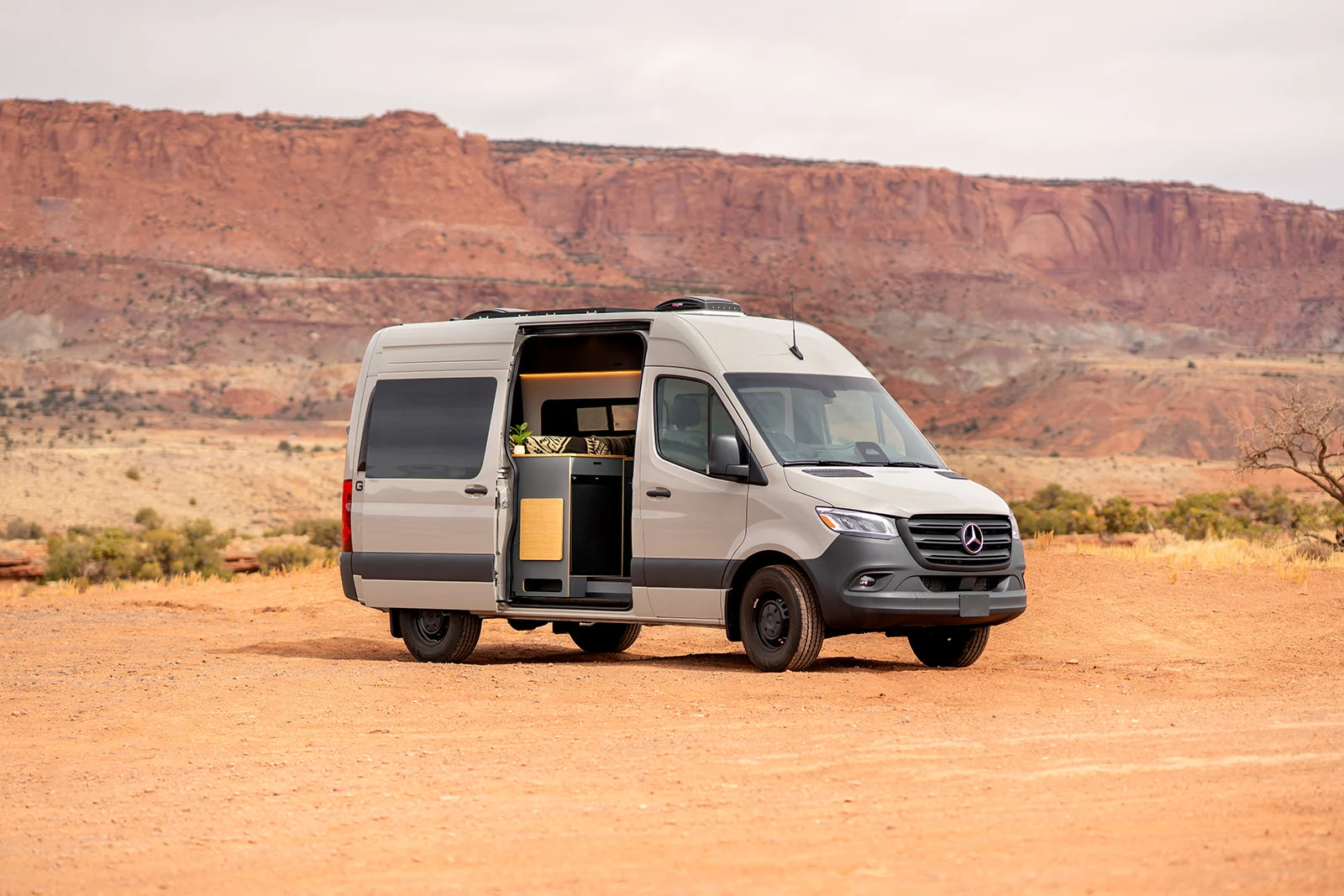 GeoTrek Vans Convoy (AWD) camper van