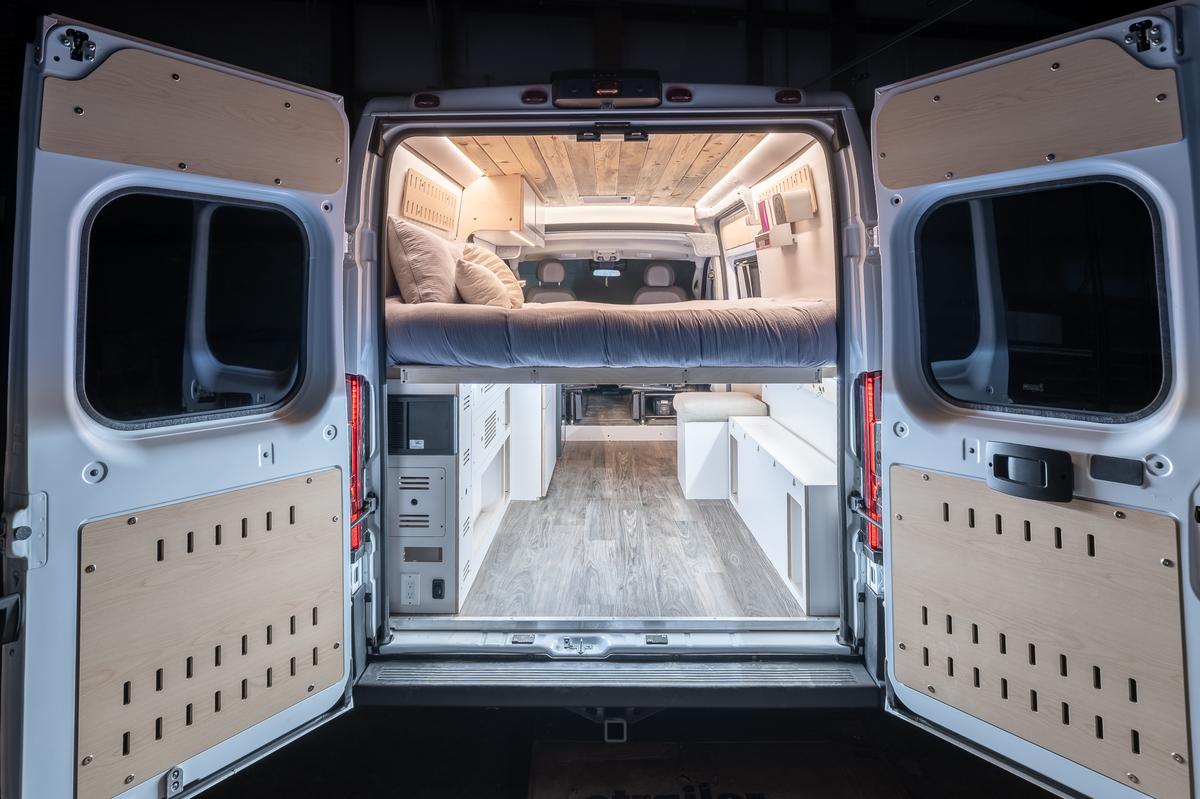 DM Vans LV-3 camper van