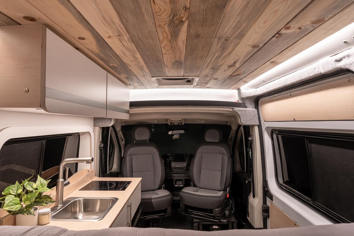DM Vans LV-3 camper van