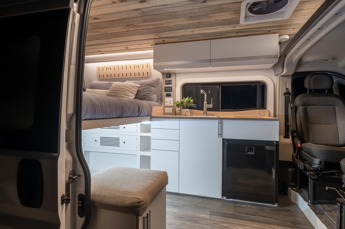 DM Vans LV-3 camper van